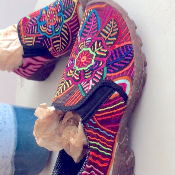 FLASH PRICE Handmade Tribal Mola  Shoe 8.5-9. - Picture 9 of 16